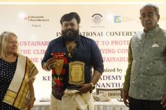 4096-2299-max-2025-11-19T130431.550